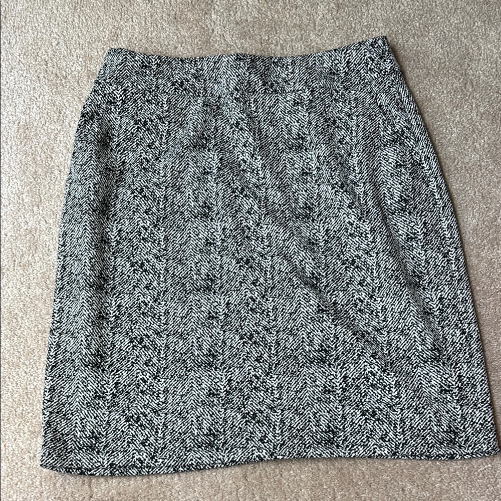 Elegant Black and White Skirt